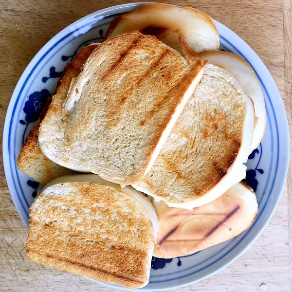o0紫倩0o做的原味烤馍片