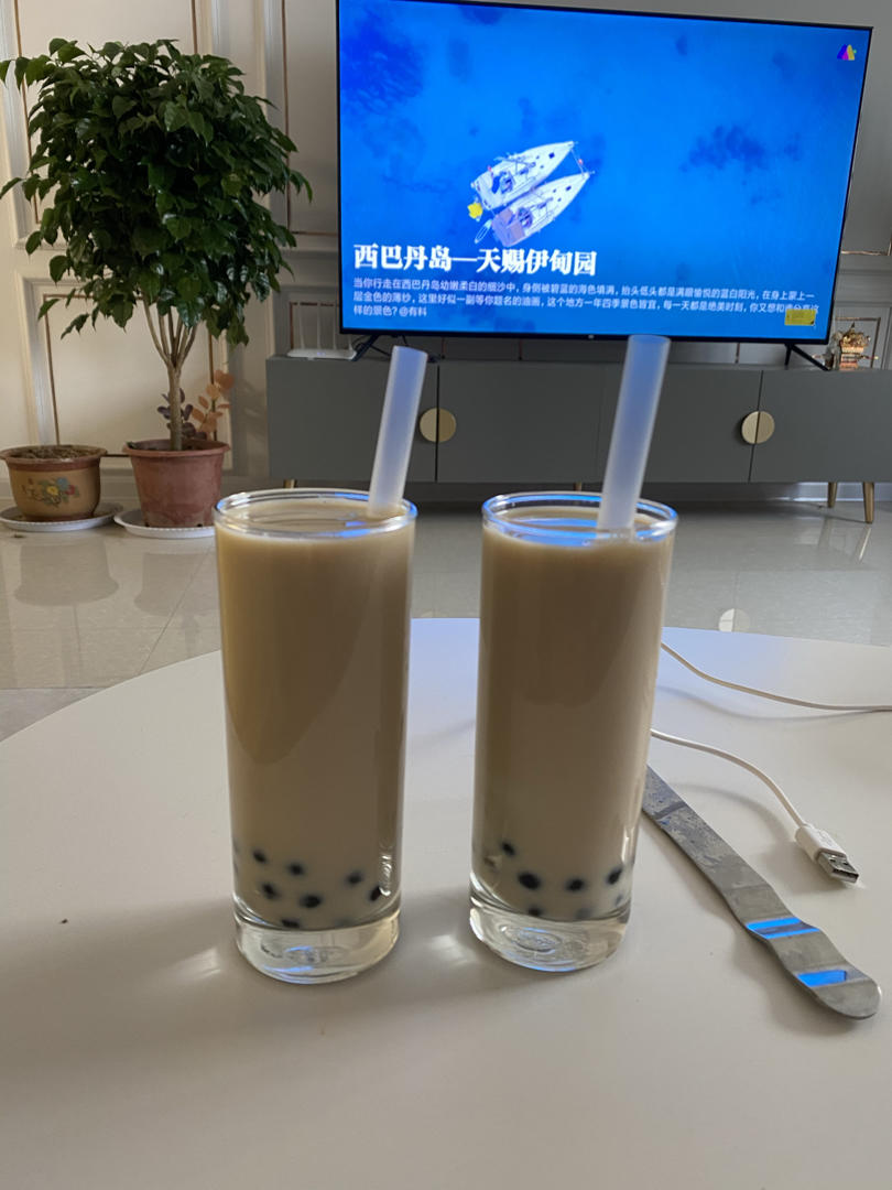千斤大小姐-做的家庭版珍珠奶茶