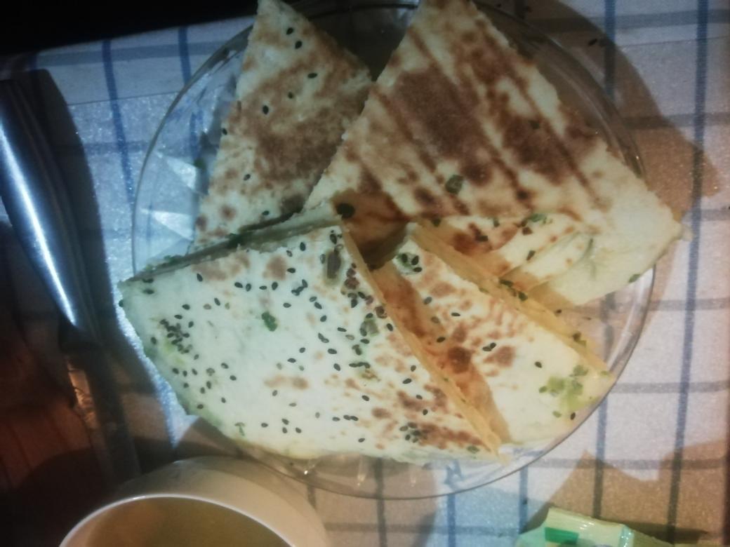 薄如蝉翼的葱油饼的做法 步骤9