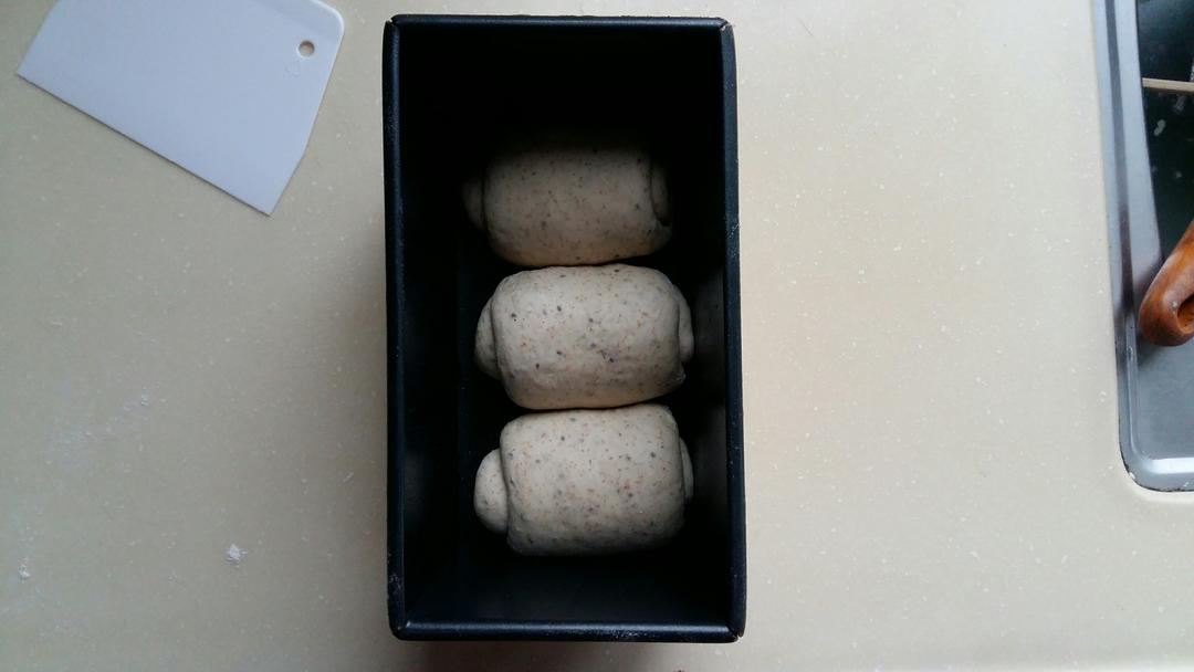 【全麦波兰酵头吐司的做法步骤图，怎么做好吃】敏-35-制作