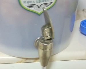 蓝蝴蝶橙子酵素的做法