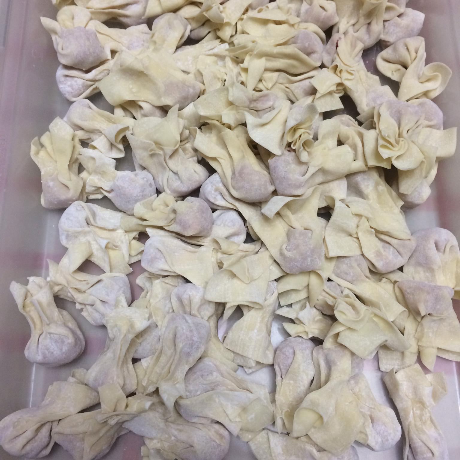 小小鱼-49做的小馄饨的包法