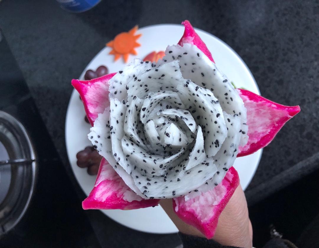火龙果花朵造型