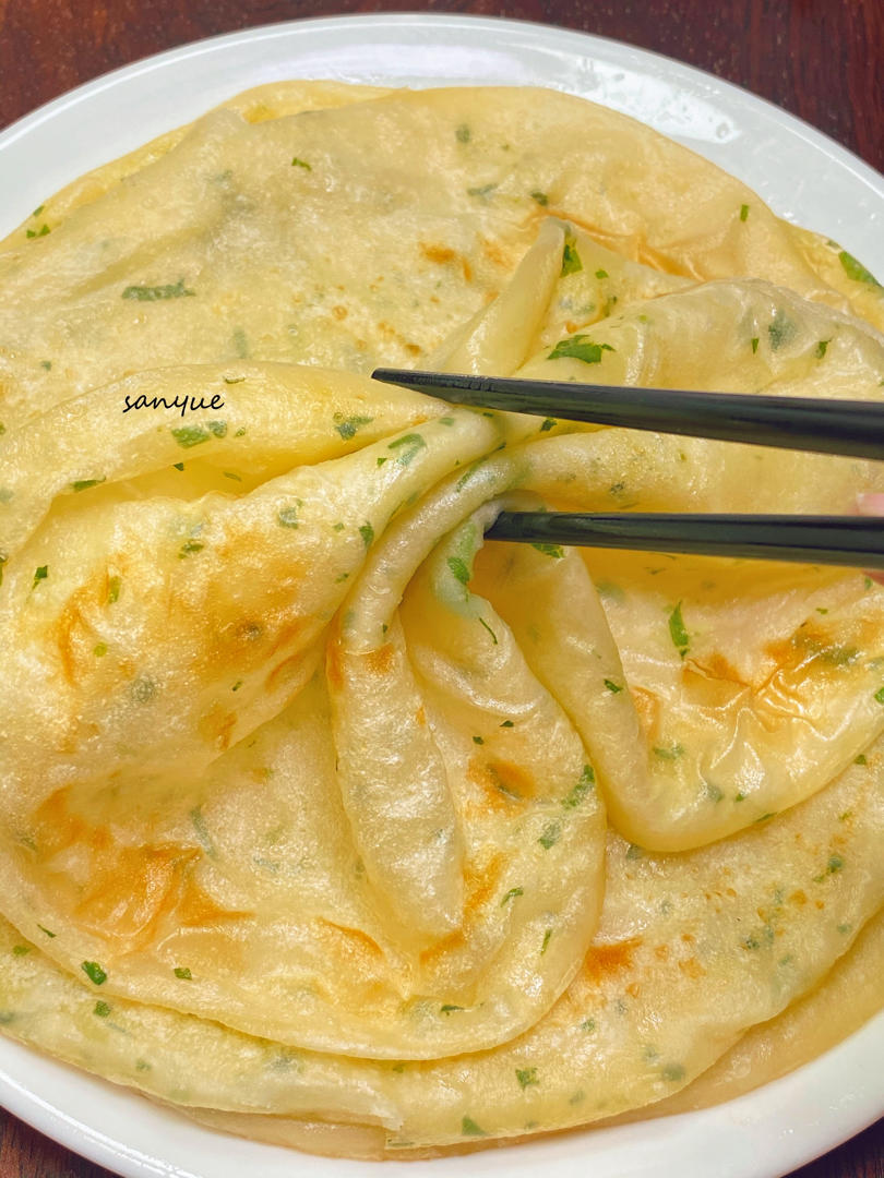 三月小厨做的家常葱油饼 柔软多层 凉了也是软软的特别好吃 附细节