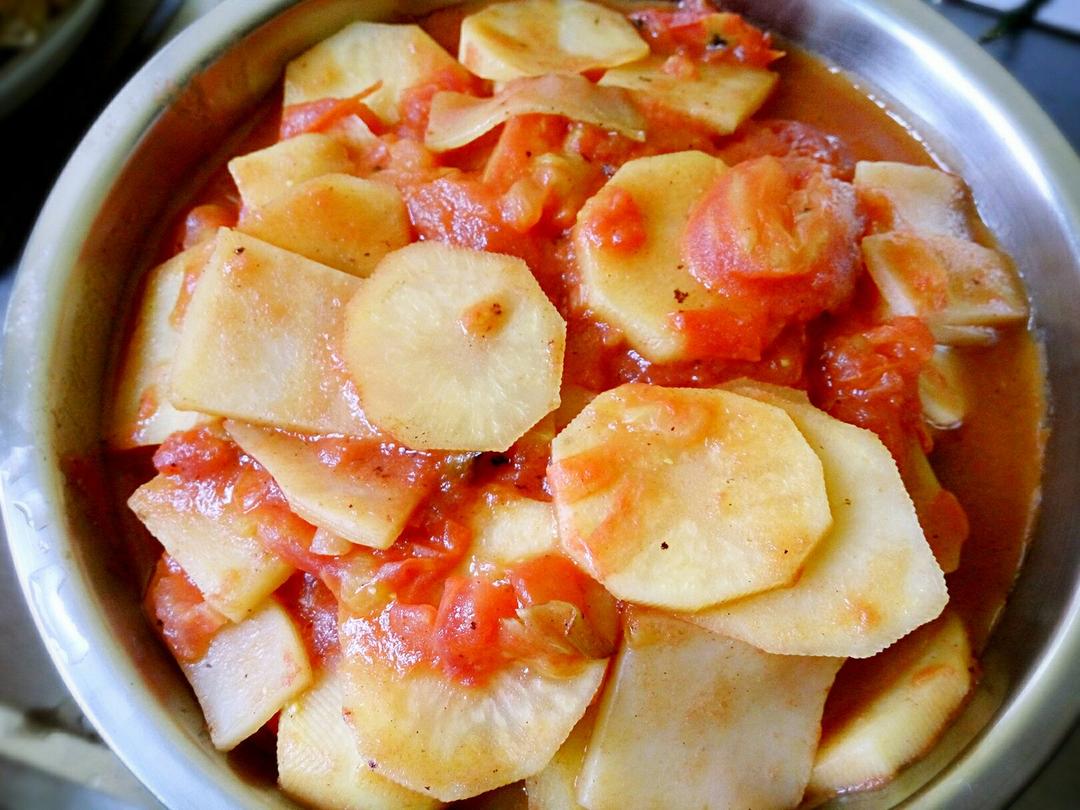 那时的月亮做的西红柿炒土豆