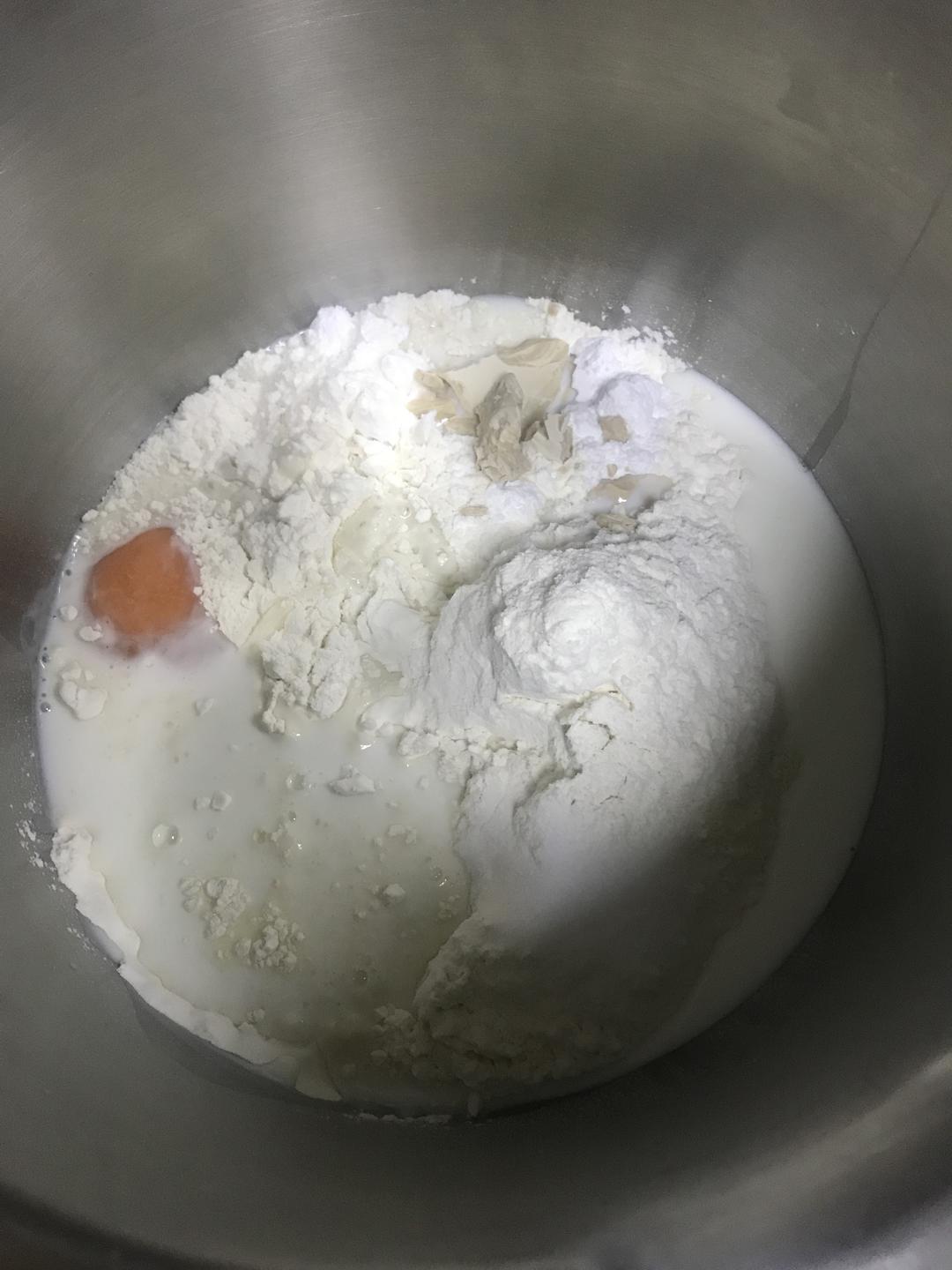 黑芝麻小软欧面包