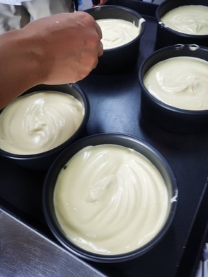 网红爆款冰乳酪的做法 步骤6