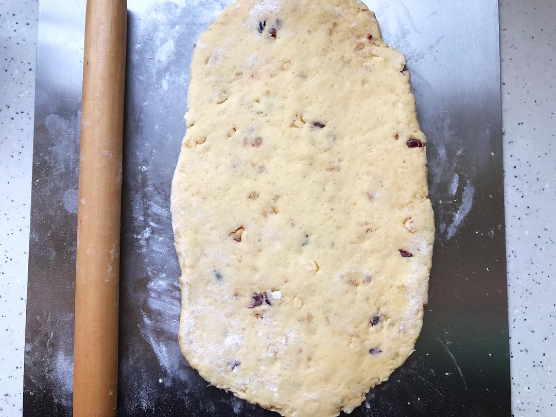 【淡奶油果干燕麦司康饼的做法步骤图】魏氏黄小芽-制作