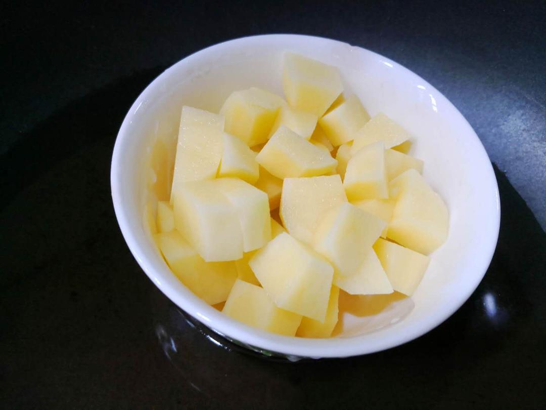 土豆虾糕(11月宝宝,补钙)的做法 步骤2