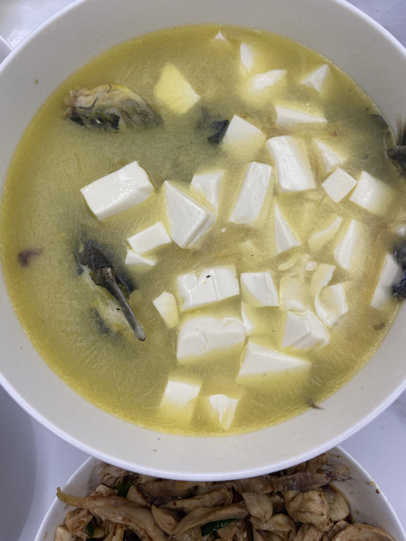 小璐子的厨房做的昂刺鱼豆腐汤
