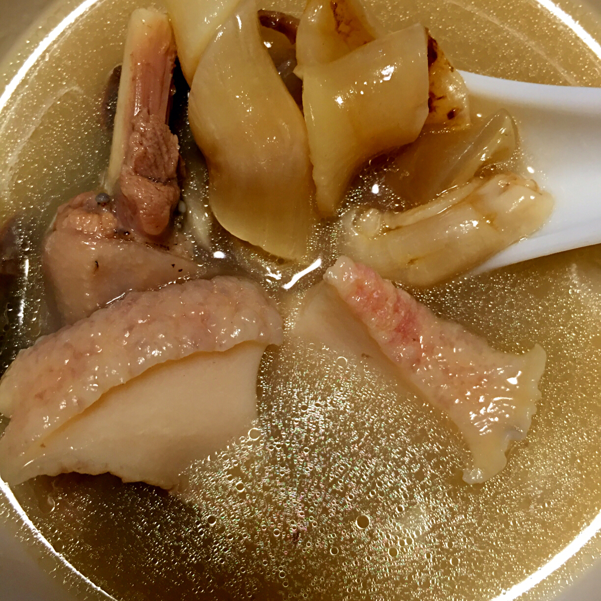 天佑爱人-2做的海底椰花胶乌鸡汤