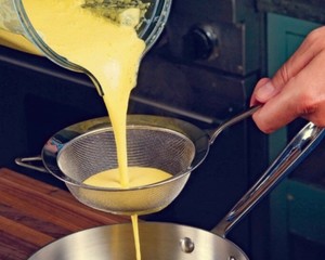 蔬菜奶油浓汤的做法 步骤3