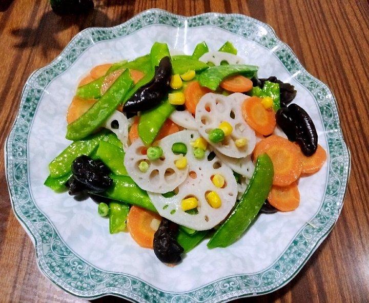 吃饭睡觉不胖胖1做的素菜也可以这么美—荷塘小炒