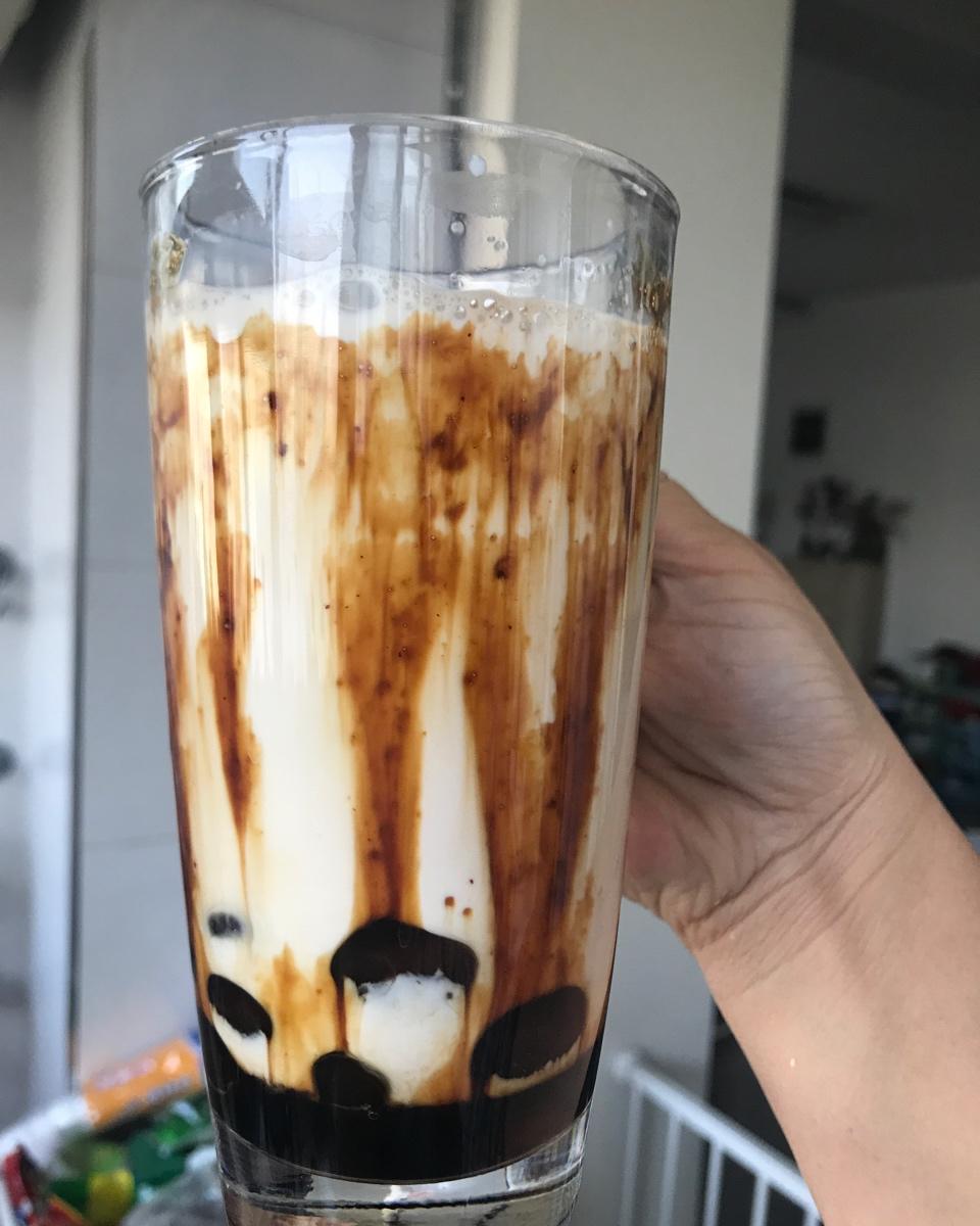 手机屏幕是蓝光吗_手机屏幕总是脏脏的_怎么判断手机屏幕裂痕是膜的