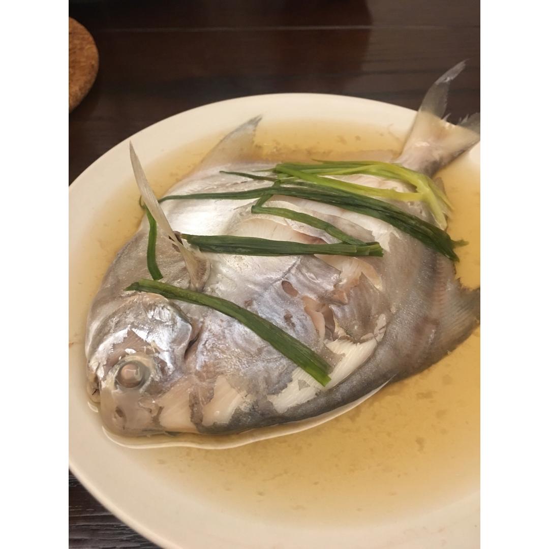 7s_elaine做的清蒸鲳鱼(仓鱼)