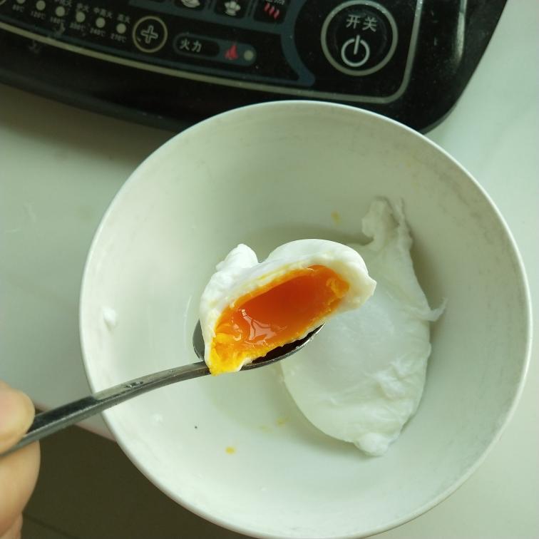电磁炉糖心荷包蛋
