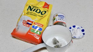 白桃乌龙冻奶茶·布丁奶茶的做法 步骤1