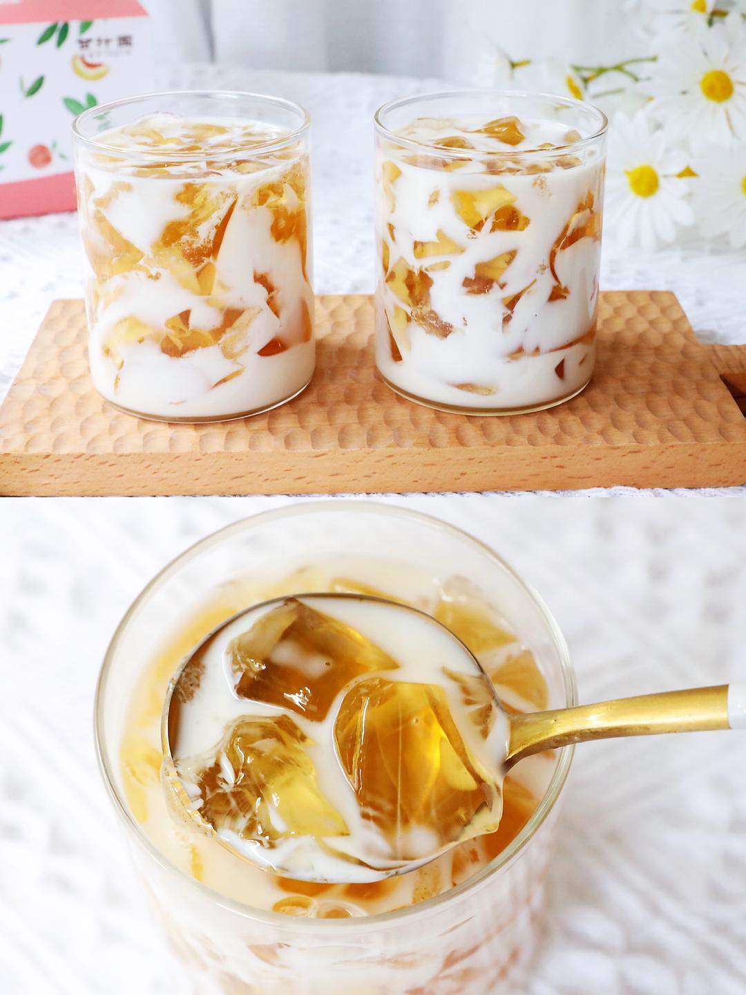 蜜桃乌龙茶冻撞奶