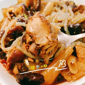 小美·小鸡(鸡腿)炖蘑菇 简单又好吃,小心吃撑?的做法 步骤16