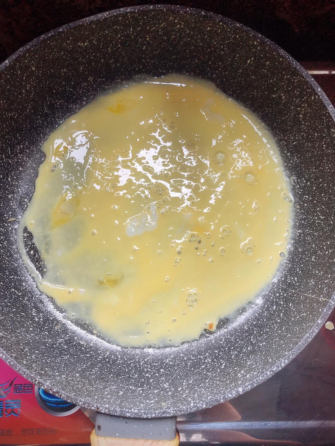 夏日小清新早餐:牛油果火腿鸡蛋吐司班戟