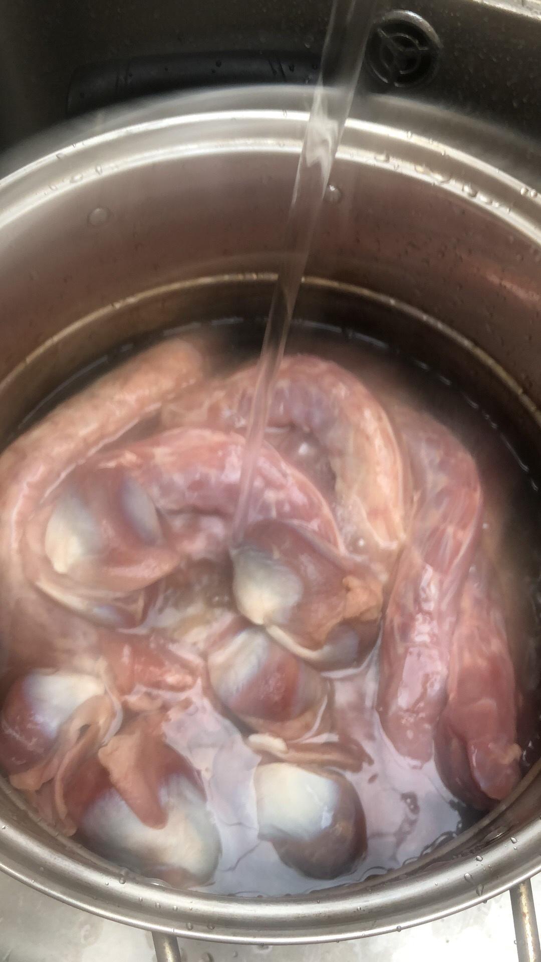 周黑鸭鸭脖鸭翅鸭一切~高压锅家庭版