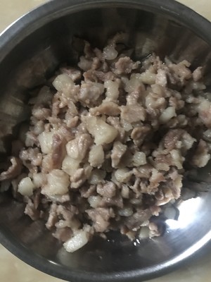 记录!伯母教你蒸芋头糕!的做法 步骤2