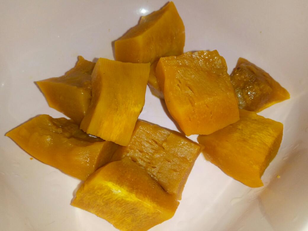 微波炉快手蒸南瓜
