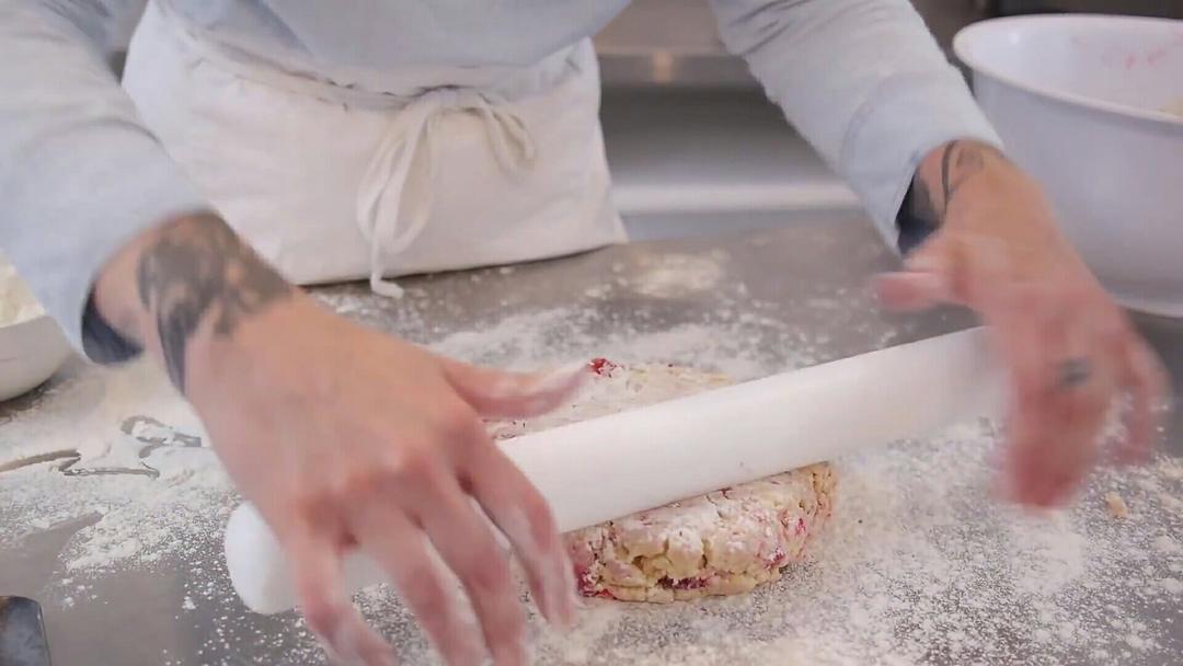 【覆盆子司康(Cupcake Jemma)的做法步骤图】小油条puff-制作