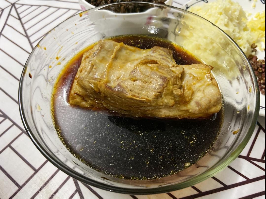 笋尖老咸菜蒸烧白(重庆特色)的做法 步骤15