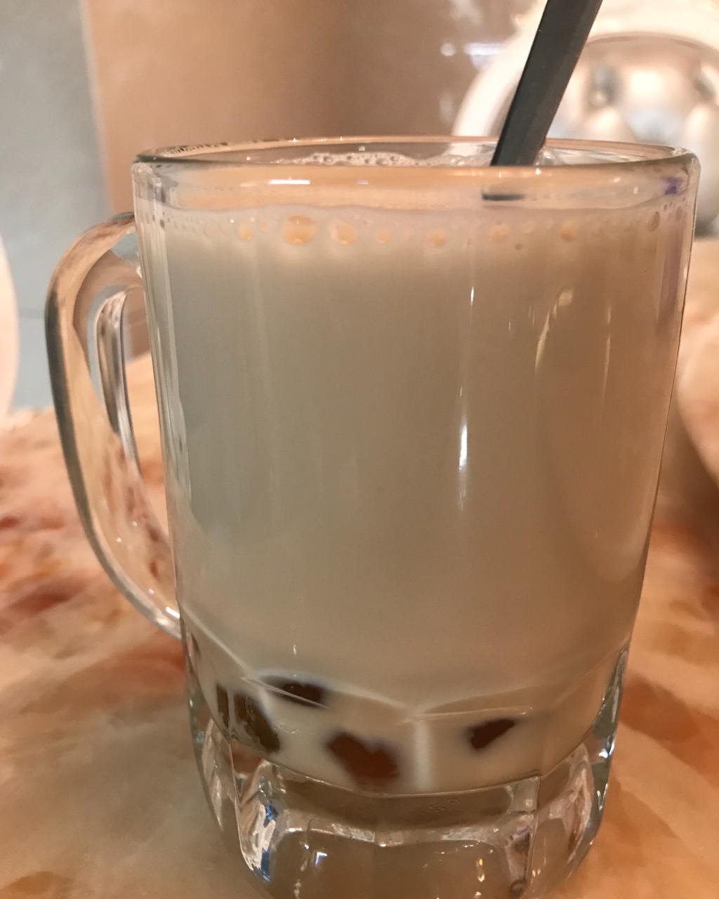 嘉嘉妈妈-1做的珍珠奶茶