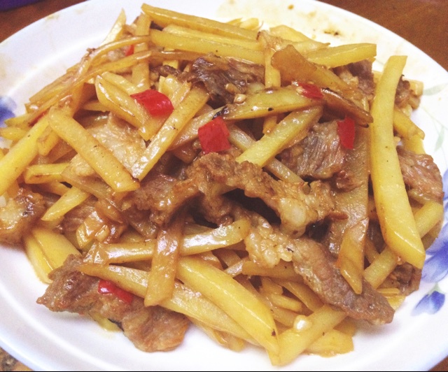 黄小兑做的土豆炒肉丝