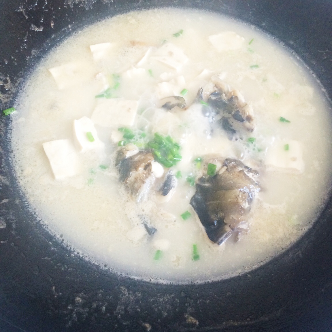 家常菜 鱼头豆腐汤 情兽是谁做的鱼头豆腐汤