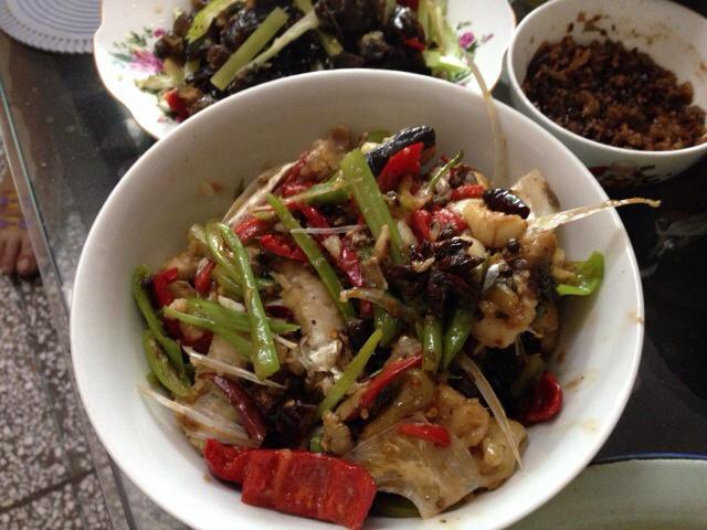 蚝油椒麻炒鱼的做法