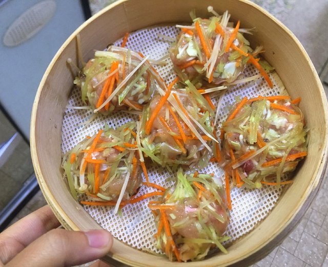 增肌减脂三色绣球鸡肉丸 增肌减脂三色绣球鸡肉丸