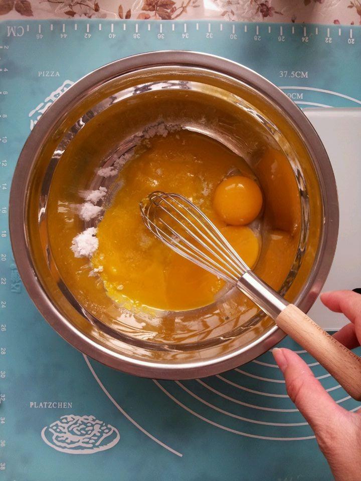 【无油轻盈草莓蛋糕卷的做法步骤图】yi依_焙爱_-制作