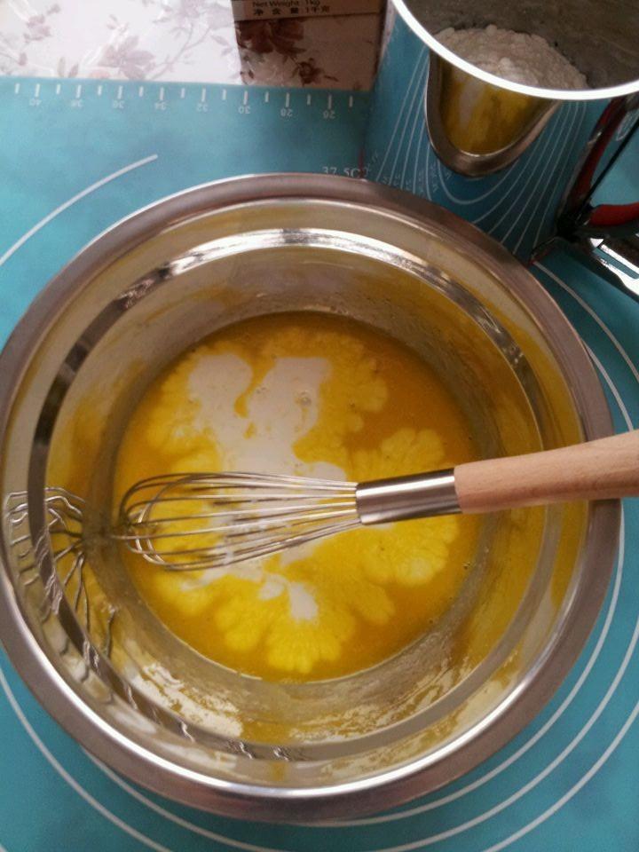 【无油轻盈草莓蛋糕卷的做法步骤图】yi依_焙爱_-制作