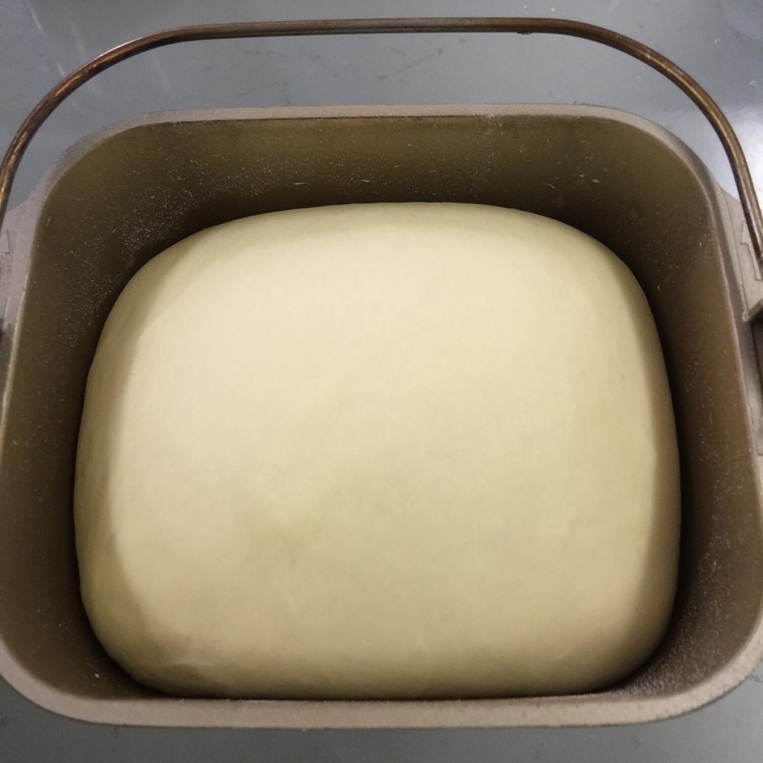 【奶酪土豆餐包的做法步骤图，怎么做好吃】小鱼咩咩-制作