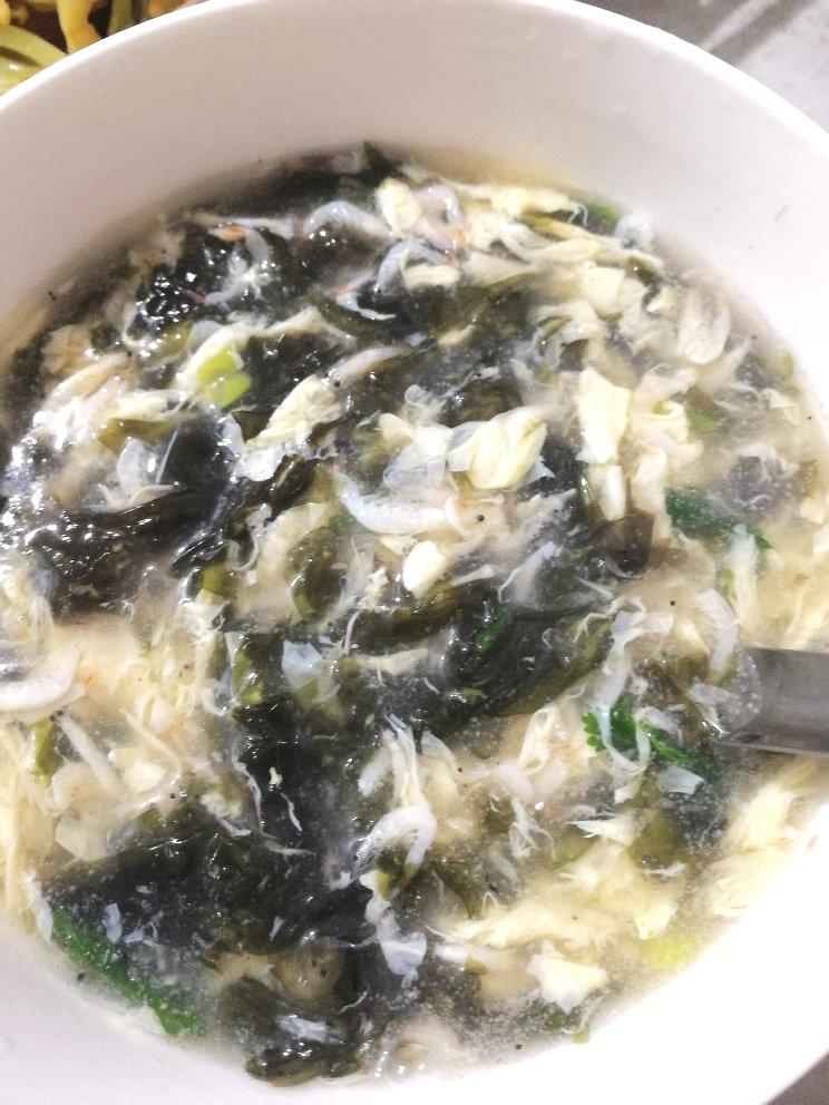 夏槑做的紫菜蛋花汤