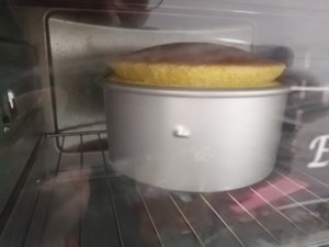 酸甜不腻的百香果烫面戚风蛋糕(八寸加高模具)的做法 步骤2
