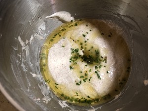 爱不释手☄️☄️??葱香苏打“嘎嘣”小脆片的做法 步骤8