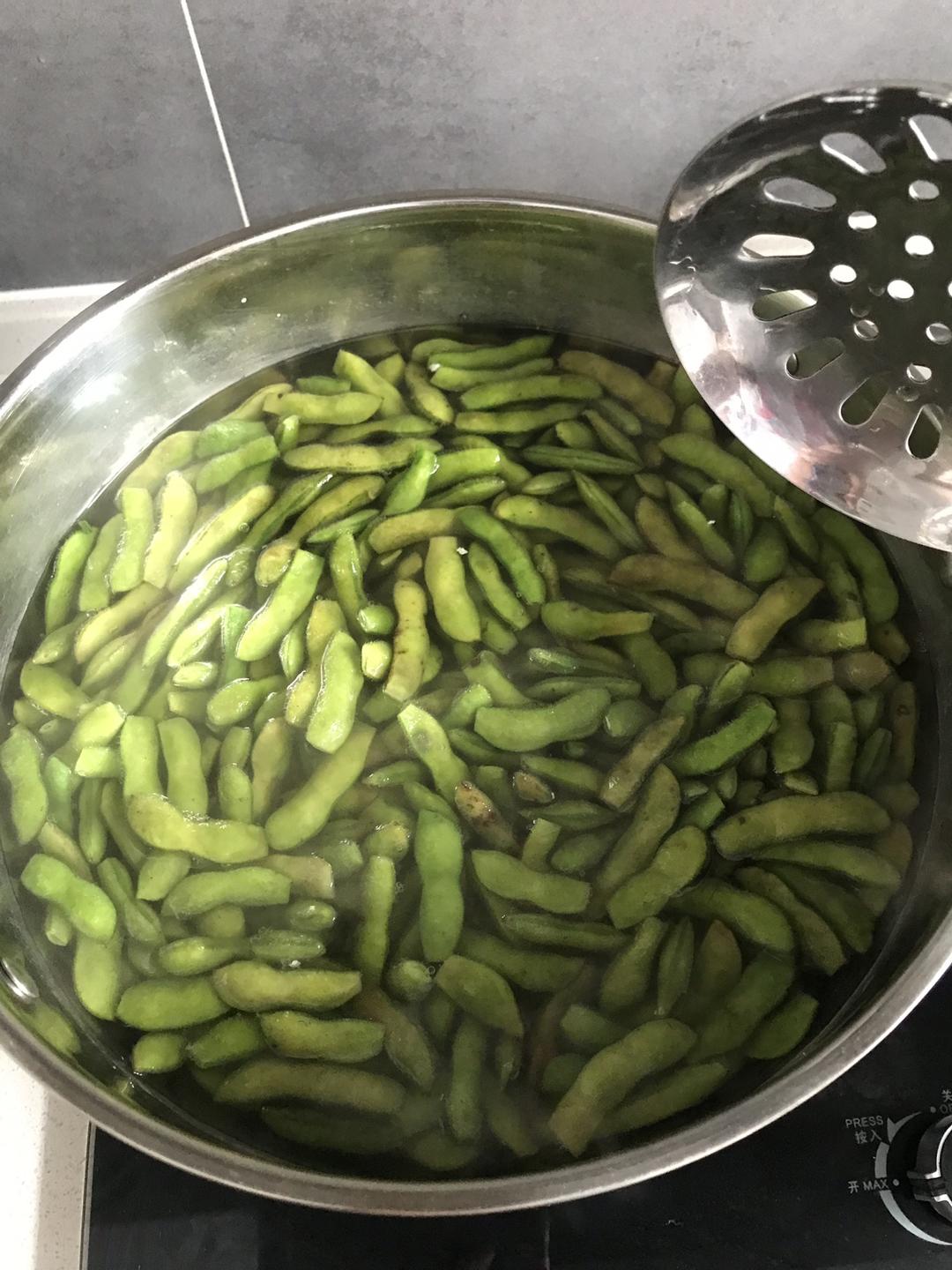 开胃凉拌毛豆