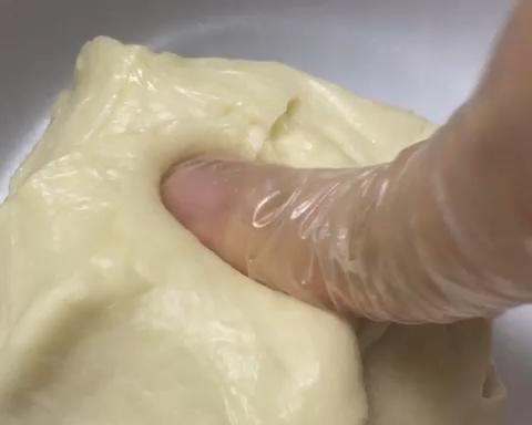 【彩虹蛋黄酥的做法步骤图,彩虹蛋黄酥怎么做好吃】Linda_Yue-制作