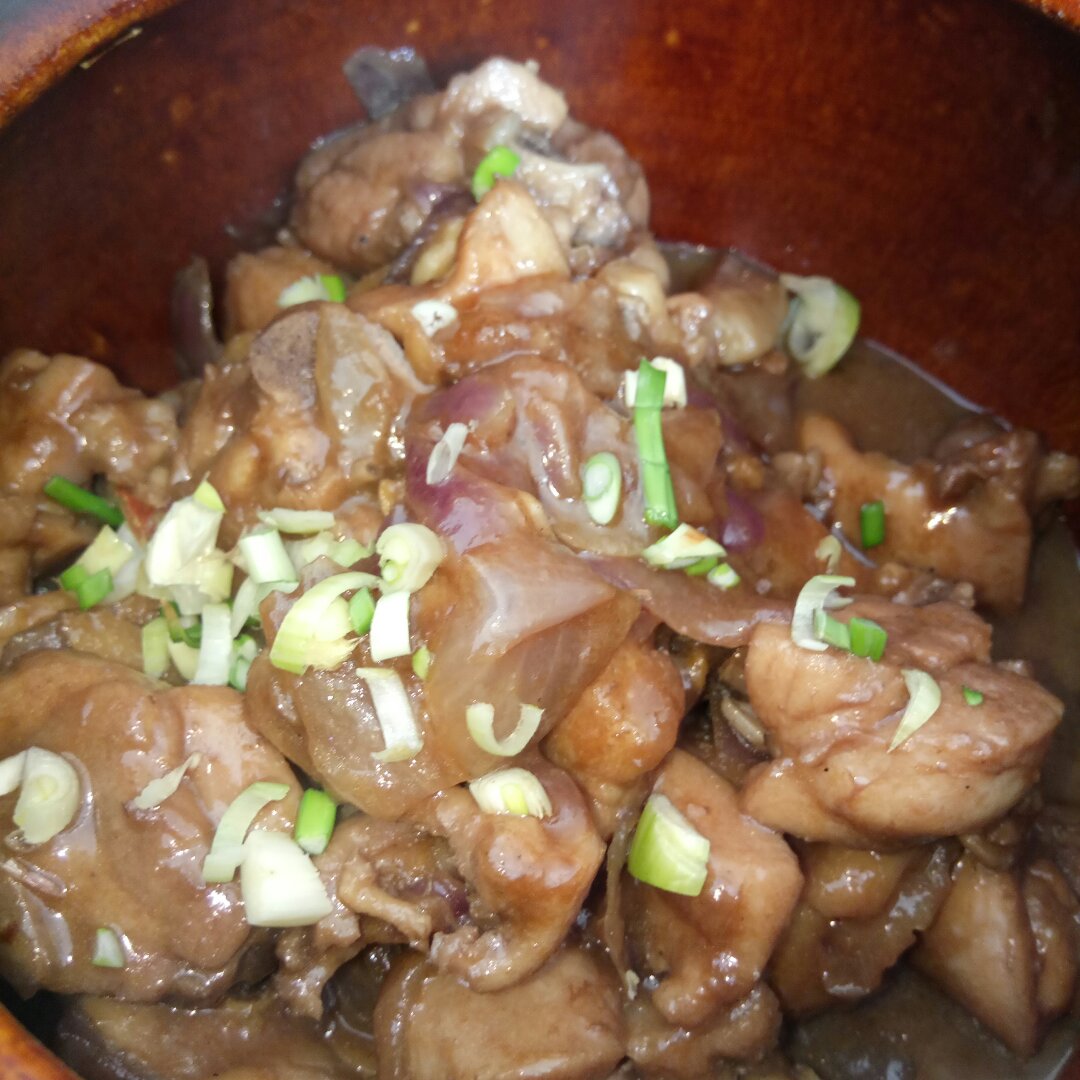 红葱头鸡煲