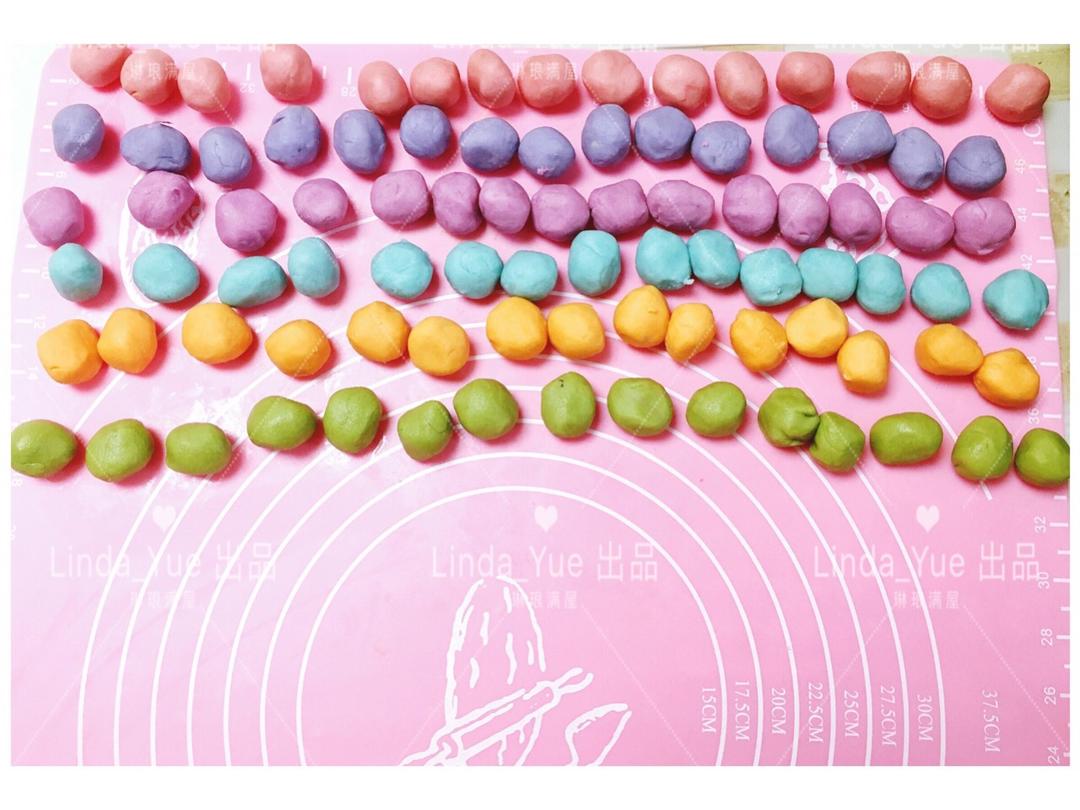 【彩虹蛋黄酥的做法步骤图,彩虹蛋黄酥怎么做好吃】Linda_Yue-制作