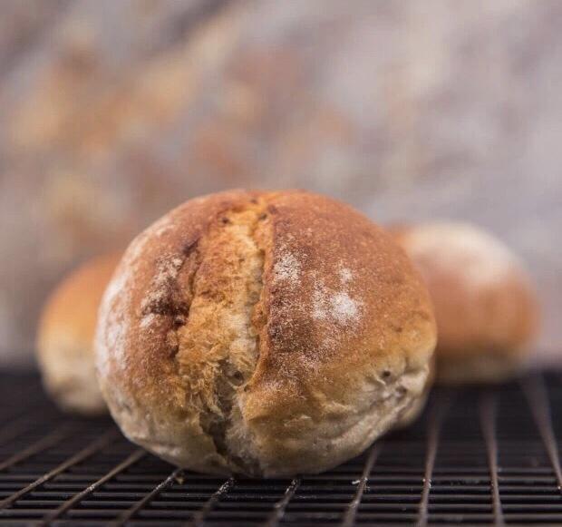 【奇亚籽黑麦包 | 爱上低糖低油的杂粮包的做法步骤图】贝壳烘焙-制作