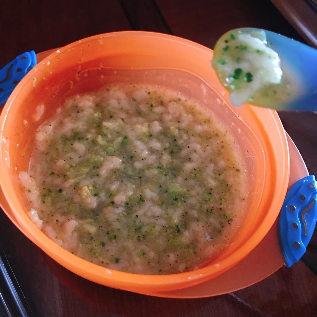 ps斯做的八个月宝宝辅食:鲜虾面