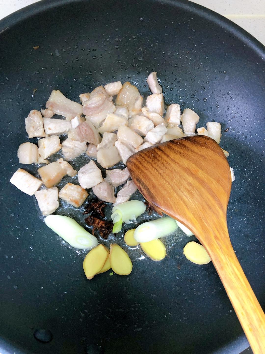 家常硬菜|土豆烧肉