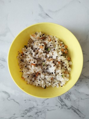 低脂杂粮饭团?的做法 步骤3