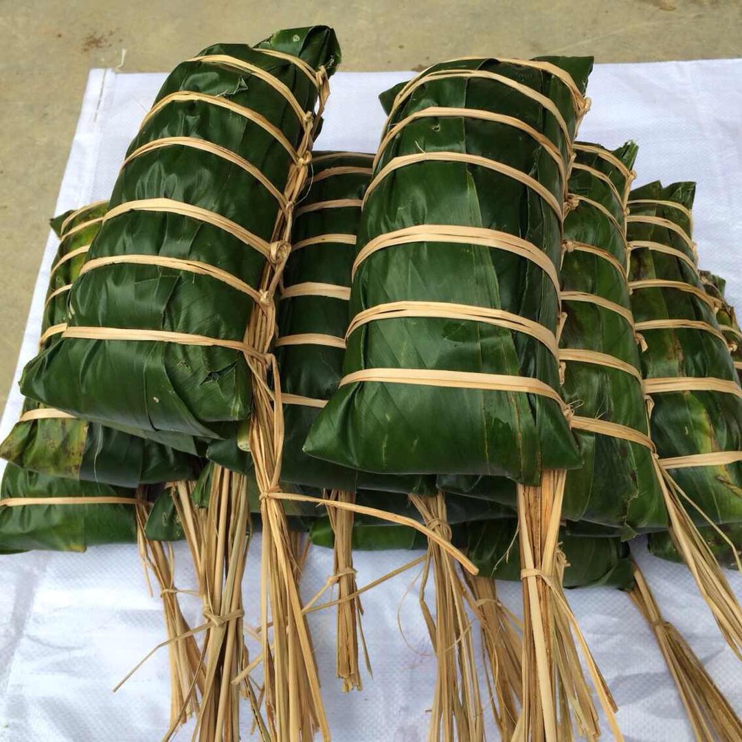 微凉晨露5做的包粽子.长方形的.