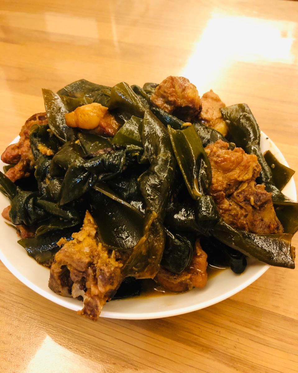 小鱼儿aa做的海带烧排骨